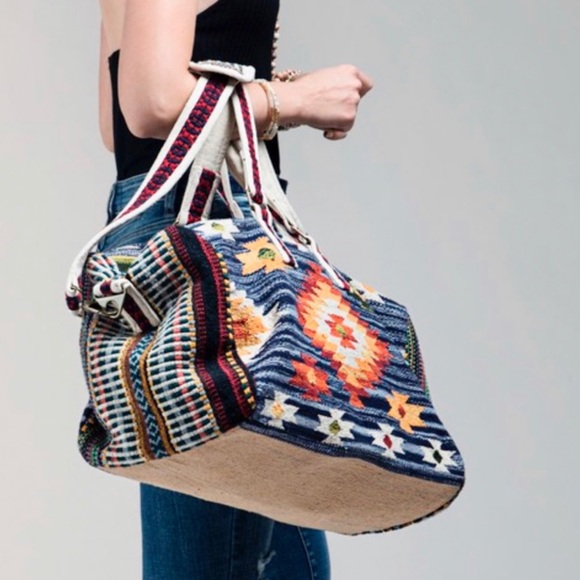 Western Aztec Pattern Weekender Duffle Bag - Picture 2 of 6